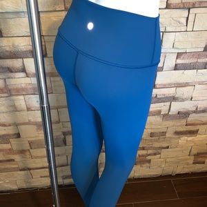 Lululemon leggings size 6